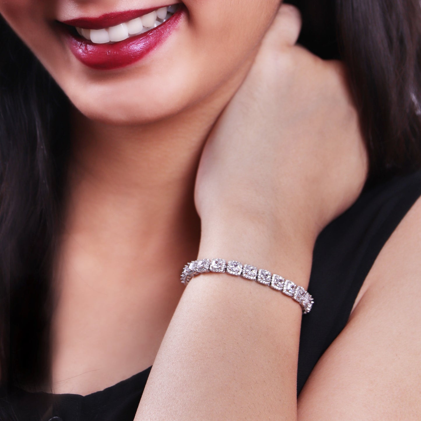 GIVA Classic Solitaire Bracelet