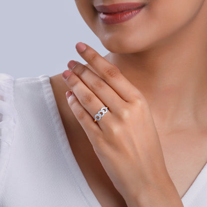 Gold Aureline Diamond Ring